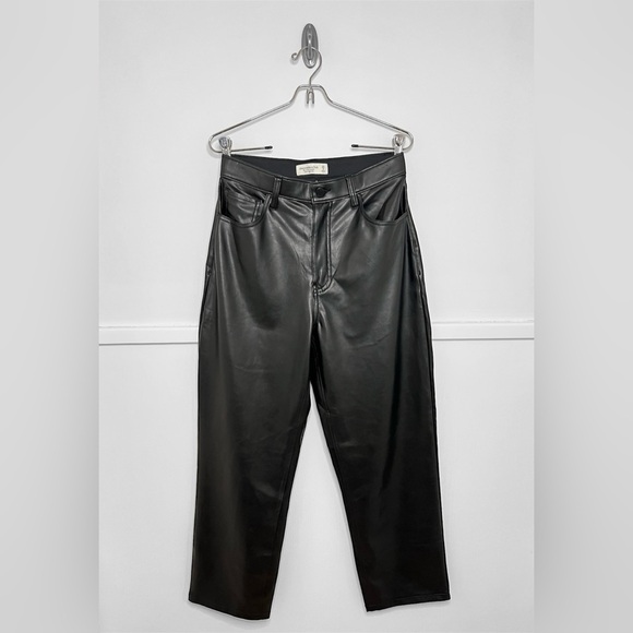 Abercrombie & Fitch The Ankle Straight Ultra High Rise Vegan Leather Pants - Picture 1 of 10